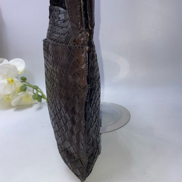 AUTHENTIC Bottega Veneta Leather Weave Shoulder Bag Brown Medium - Picture 3 of 13